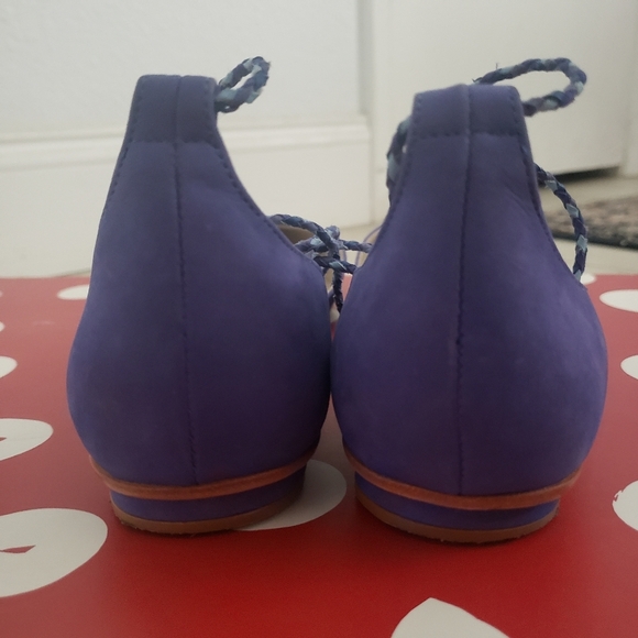 Guilhermina Suede Ankle-Tie Flats 9M - Picture 8 of 12